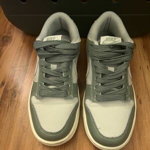 Nike women’s Dunk Low Mica